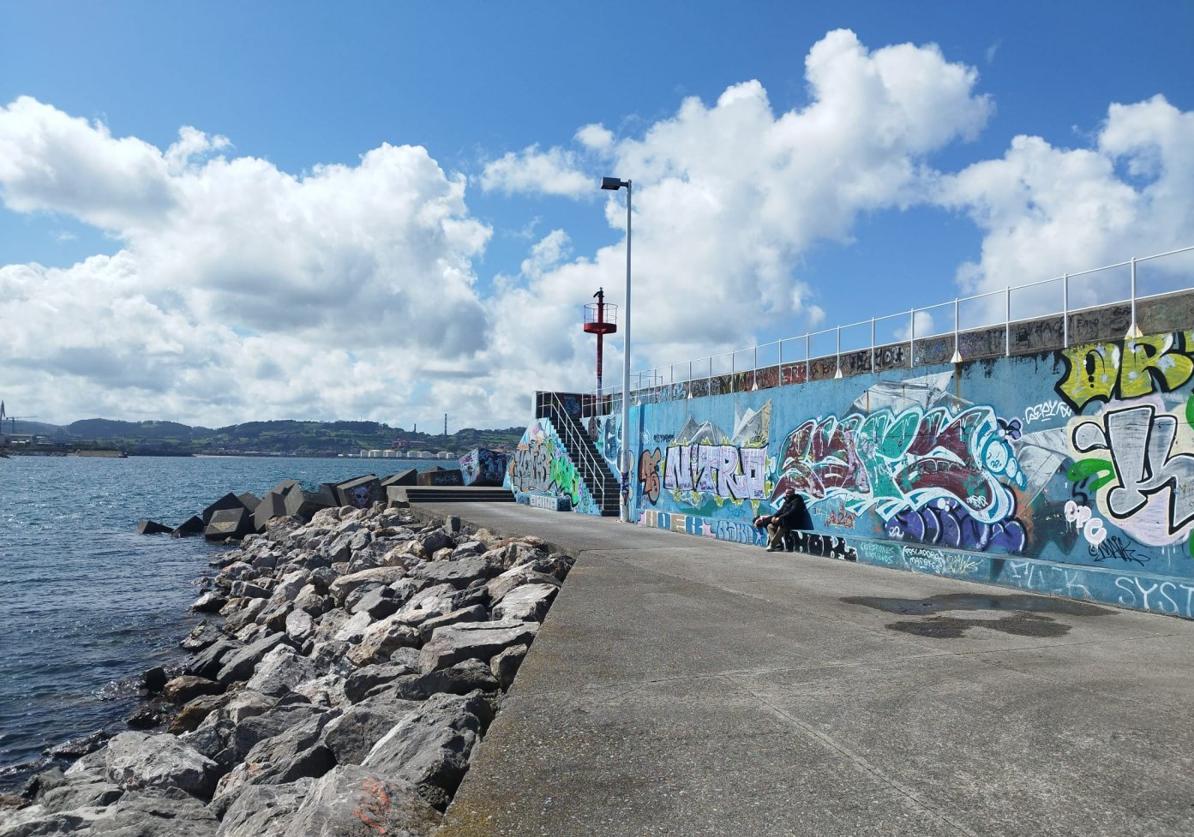 18.000 euros para pintar un nuevo mural en la Punta Lequerica