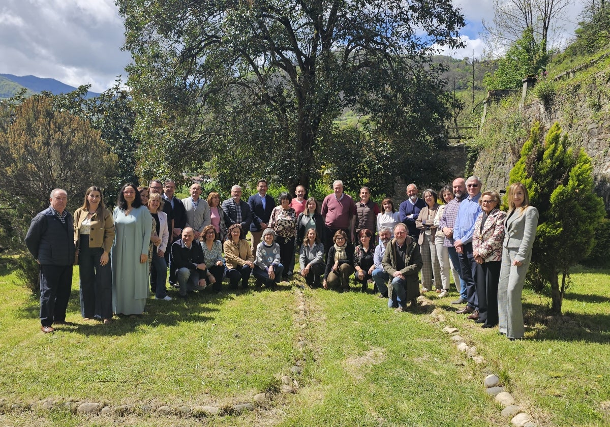 Andade y el Coro Minero, premiados por los Humanitarios de Moreda