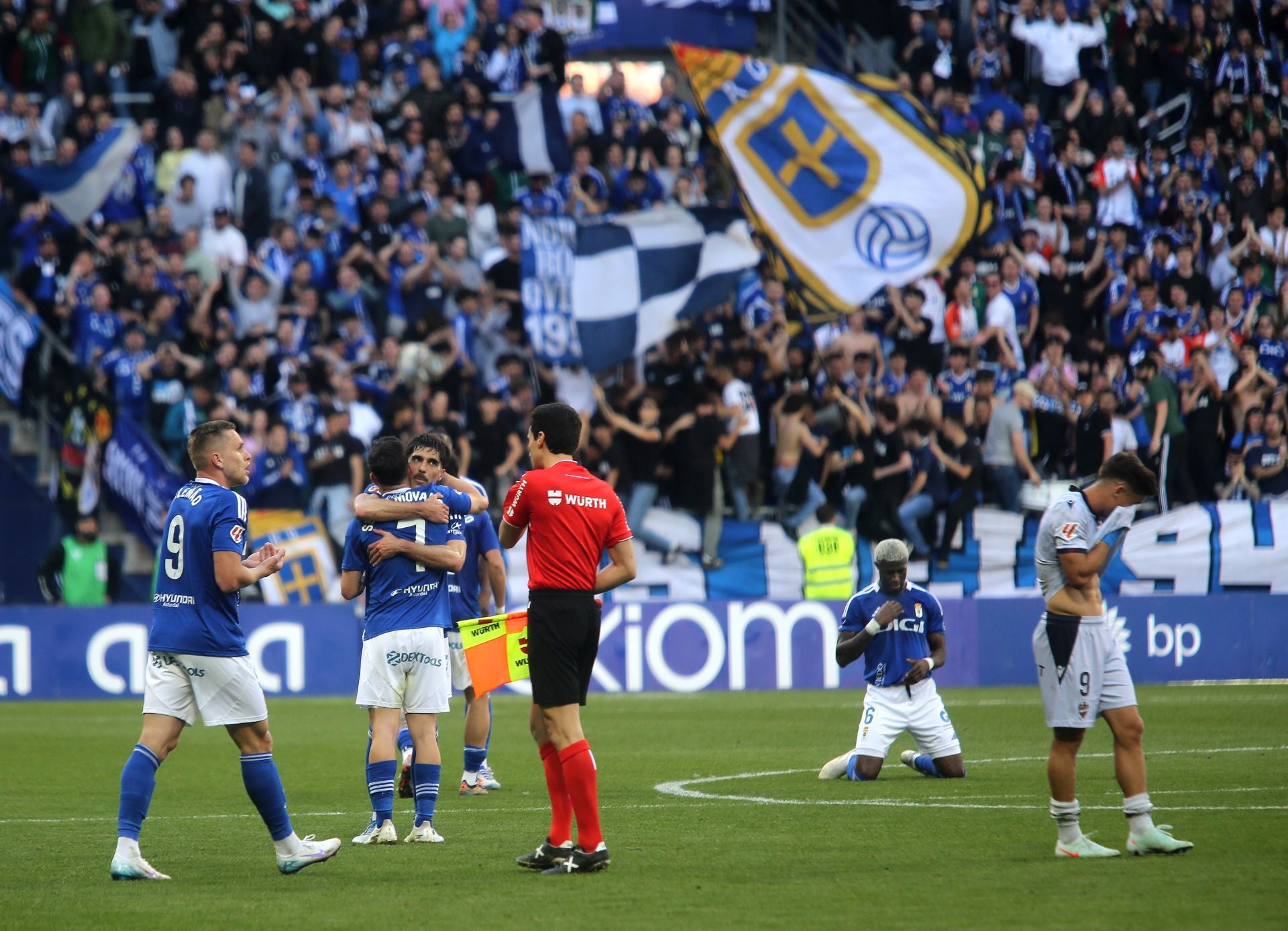 Las mejores imágenes del Real Oviedo - Levante