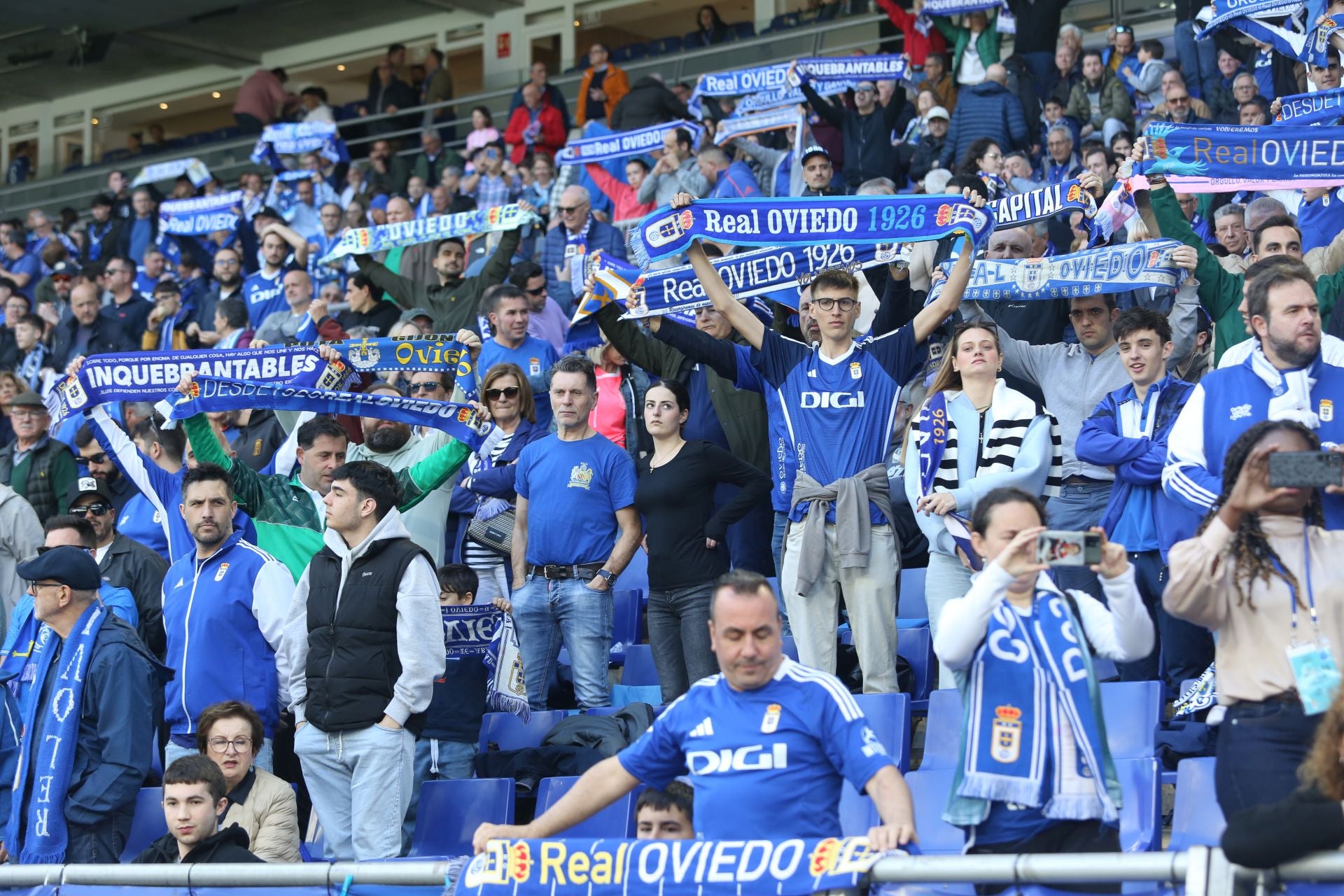 ¿Estuviste en el Real Oviedo - Levante? ¡Búscate en las fotos!