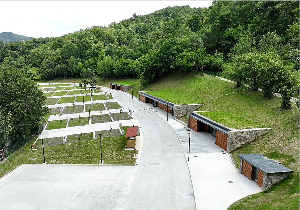 Estado del camping de Villamoréi, en el concejo de Sobrescobio