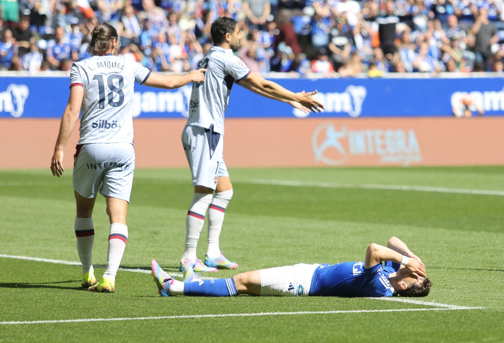 Las mejores imágenes del Real Oviedo - Levante