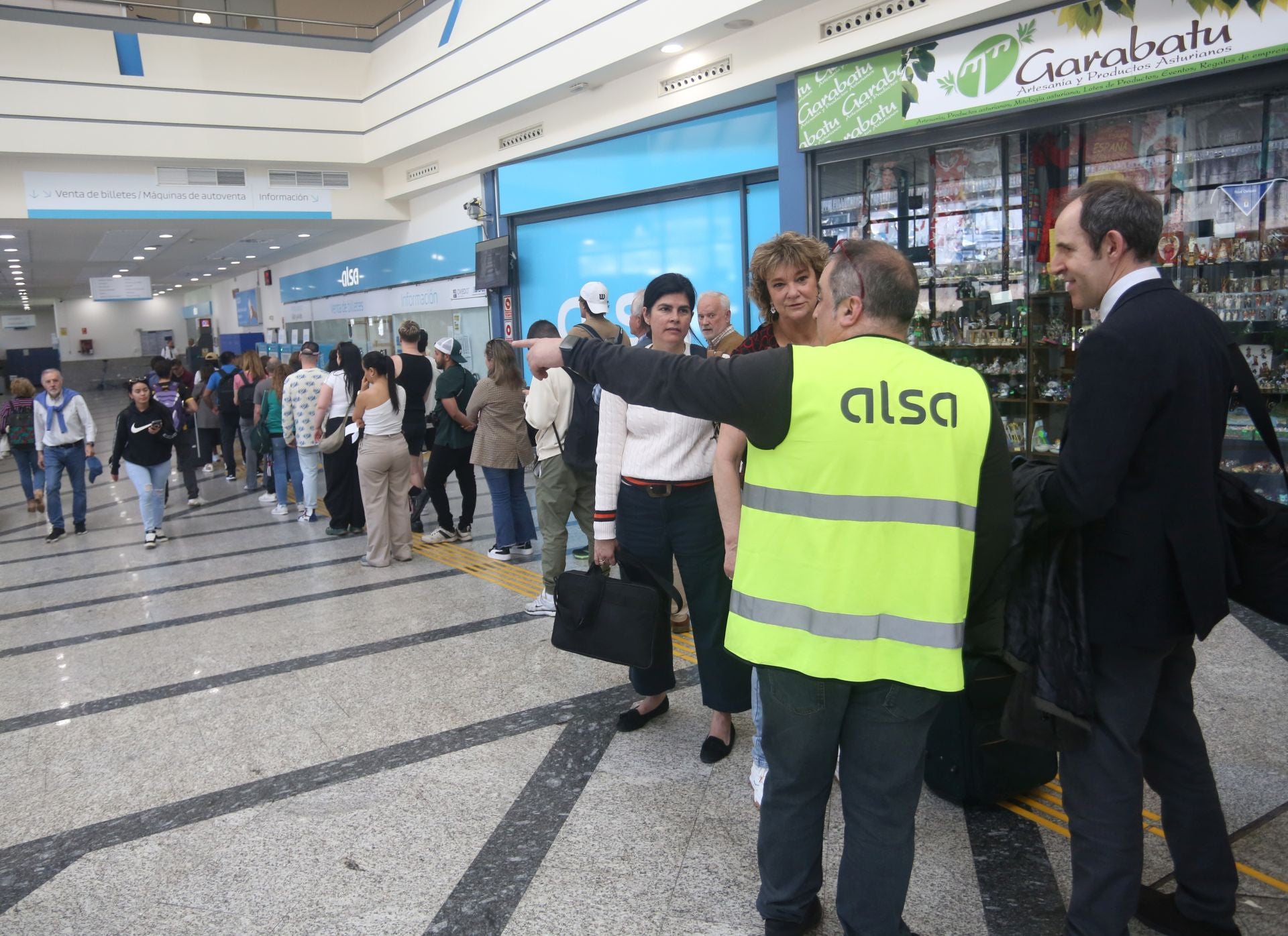 Fotos | Desconexión total: así se vivió el apagón en Asturias