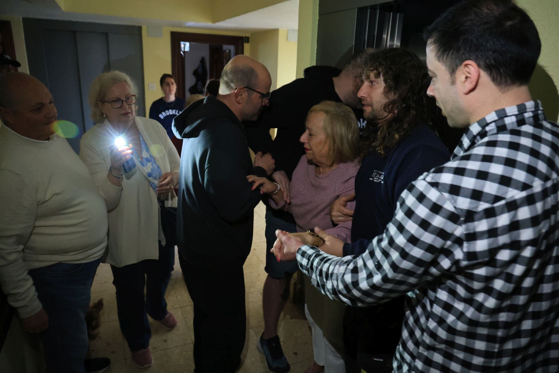 Fotos | Desconexión total: así se vivió el apagón en Asturias