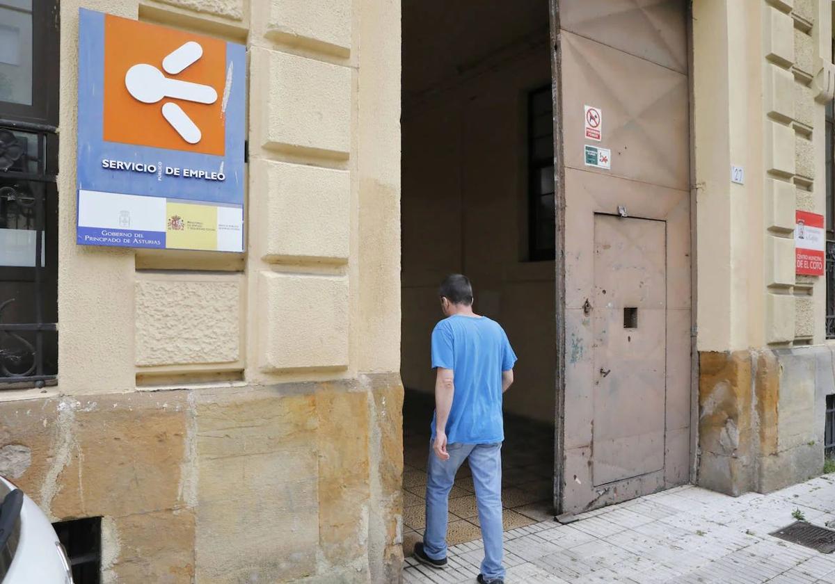 Sube el paro en 6.000 personas en el primer trimestre en Asturias y se destruyen 3.400 empleos