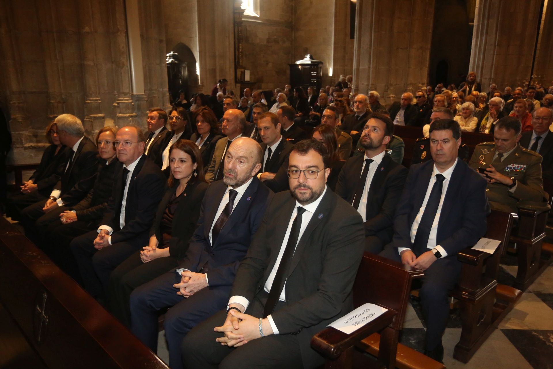 Asturias reza por el Papa Francisco: así ha sido el emotivo funeral en la Catedral de Oviedo