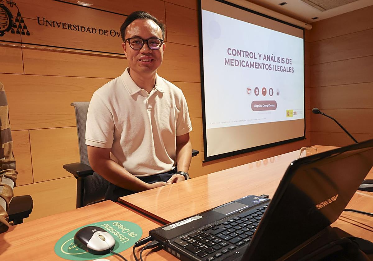 Jing Chiu Chong Cheung, antes de su ponencia.