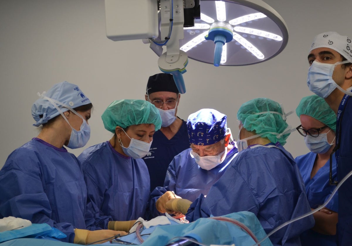 Jornadas pioneras en oculoplastia en el Instituto Fernández-Vega