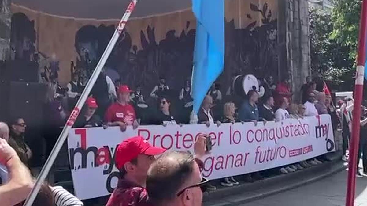 Gaitas y el 'Santa Bárbara Bendita' para recordar a los mineros fallecidos