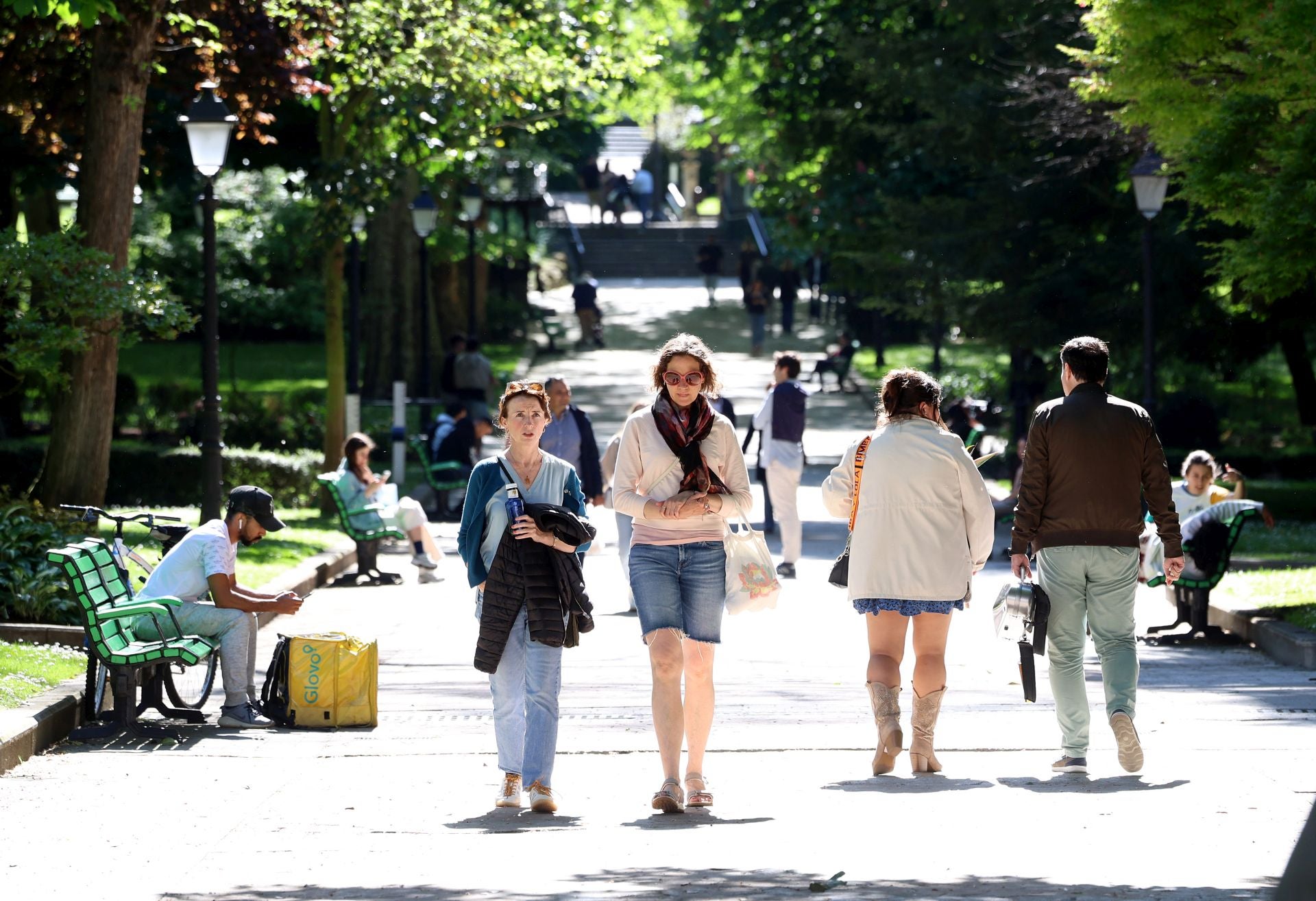 Turistas en las principales ciudades asturianas