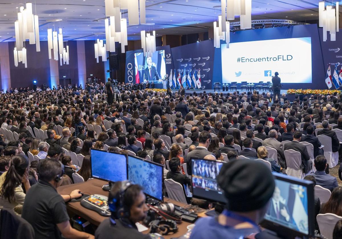 Oviedo será el epicentro del debate democrático en Iberoamérica
