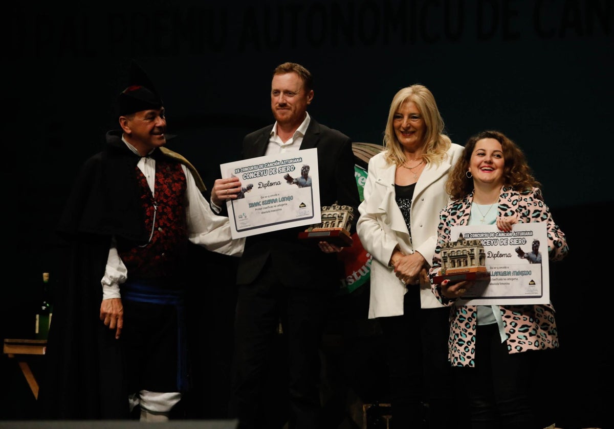 El concurso de tonada de Siero comienza con 42 cantantes inscritos