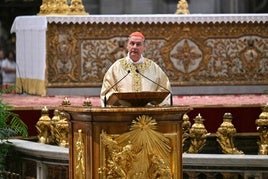 Fotos: El cardenal luanquín Ángel Fernández Artime oficia la misa novencial en el Vaticano