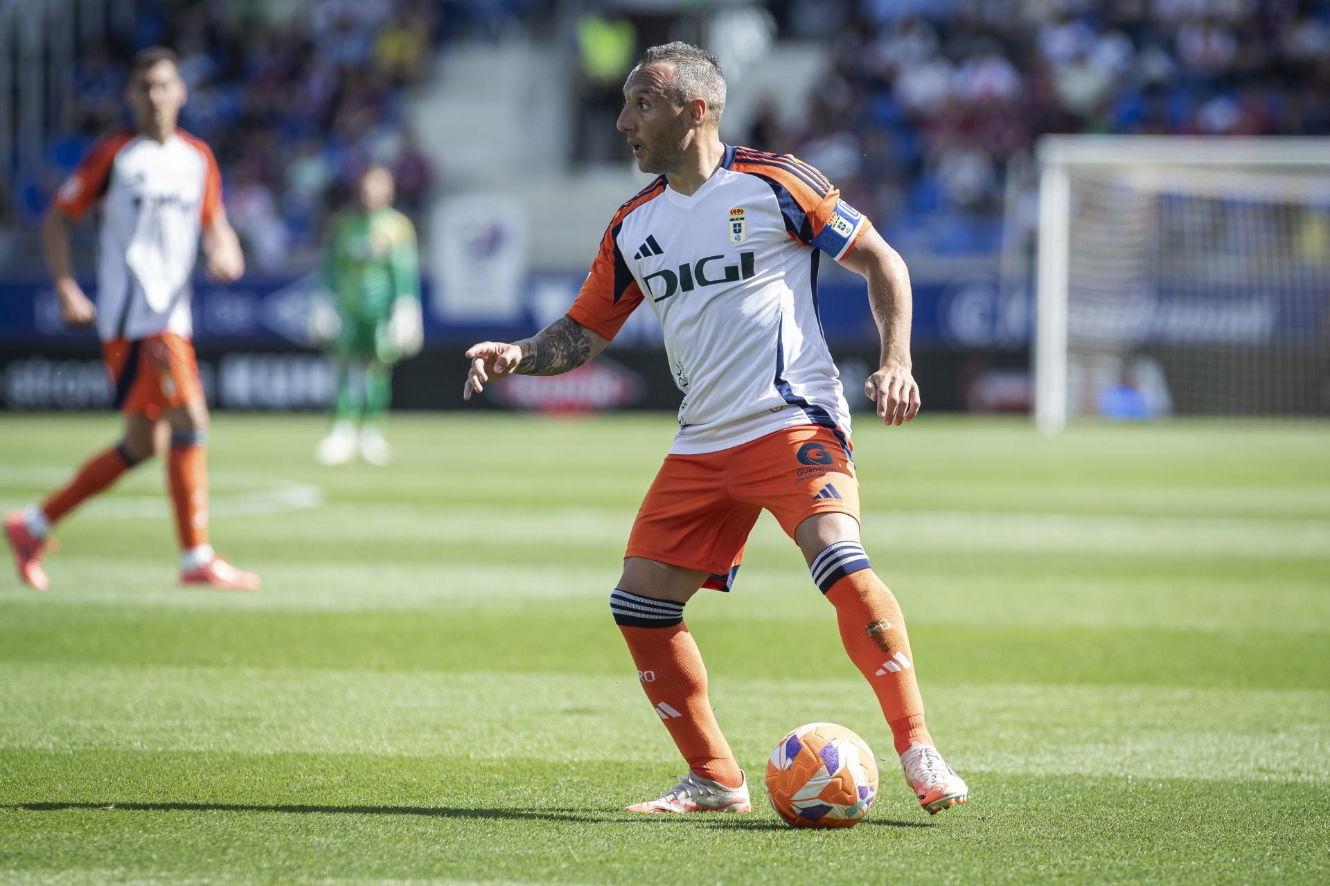 Fotos: Las jugadas del Huesca - Real Oviedo