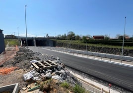 Estado que presenta la obra del desdoblamiento de la AS-17, a la altura de la zona de El Conceyín, en Siero.