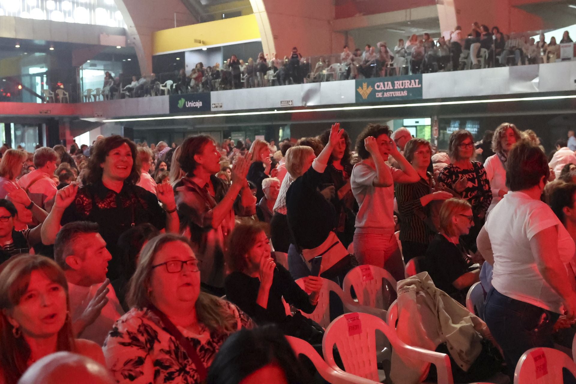 Los Pecos siguen levantando pasiones en Avilés
