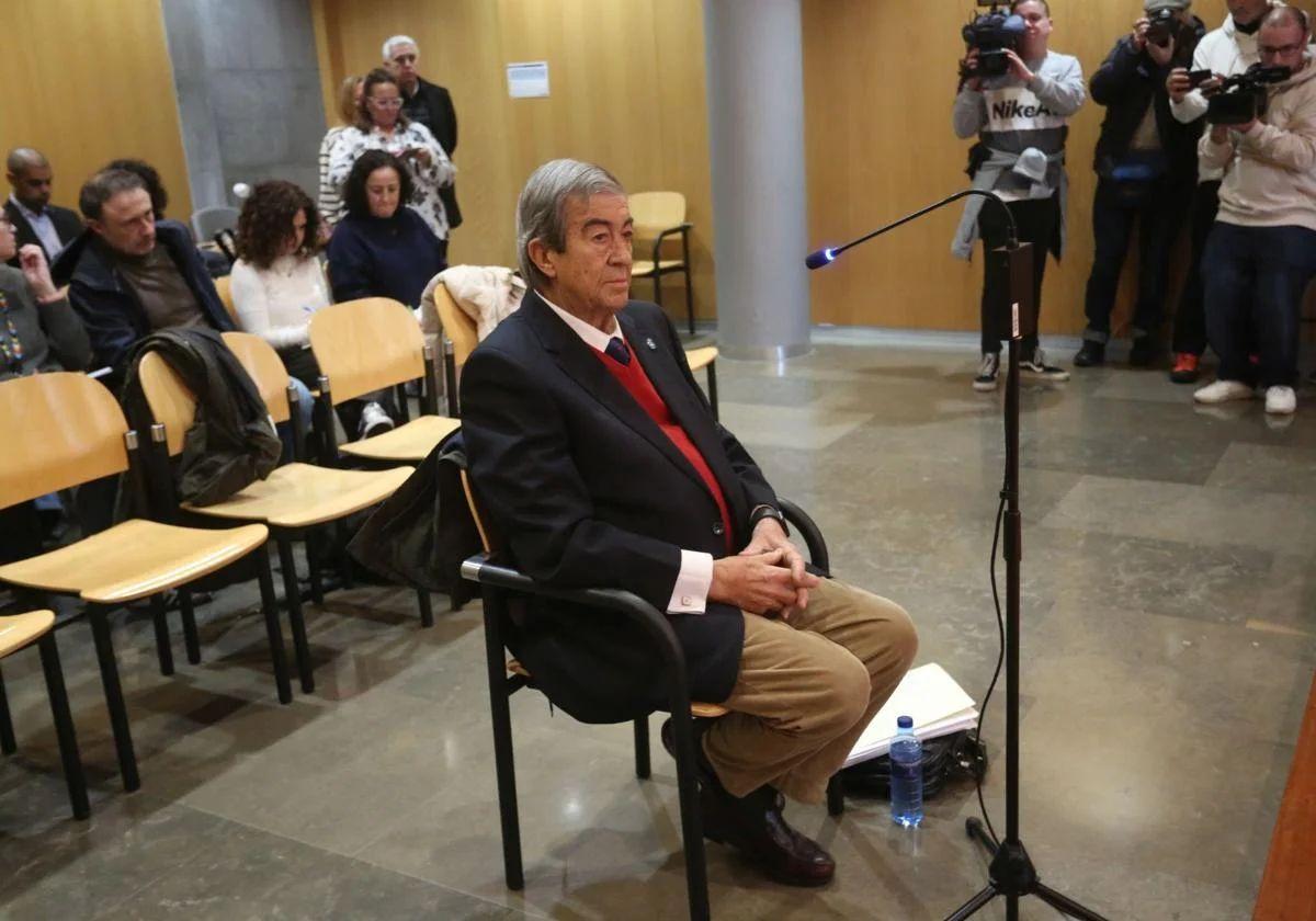 El TSJA ratifica la absolución de Álvarez-Cascos del delito de apropiación indebida