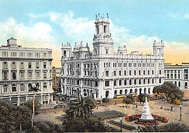Imagen del Palacio del Centro Asturiano de La Habana en una postal anterior a la revolución cubana.