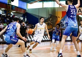 Francisco Amarante, durante el partido de la primera vuelta disputado en diciembre en el Ángel Nieto.