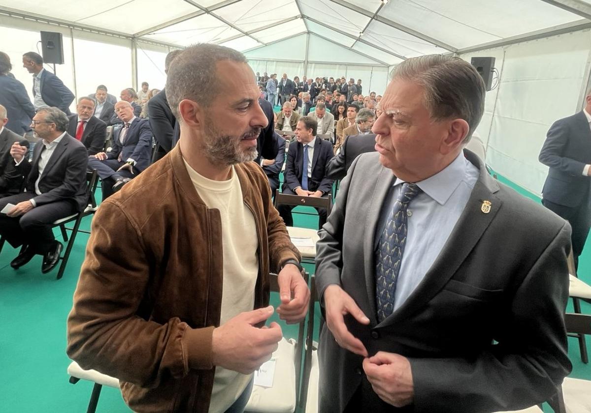 El alcalde de Siero, dispuesto a llevar al concejo la ciudad deportiva del Real Oviedo