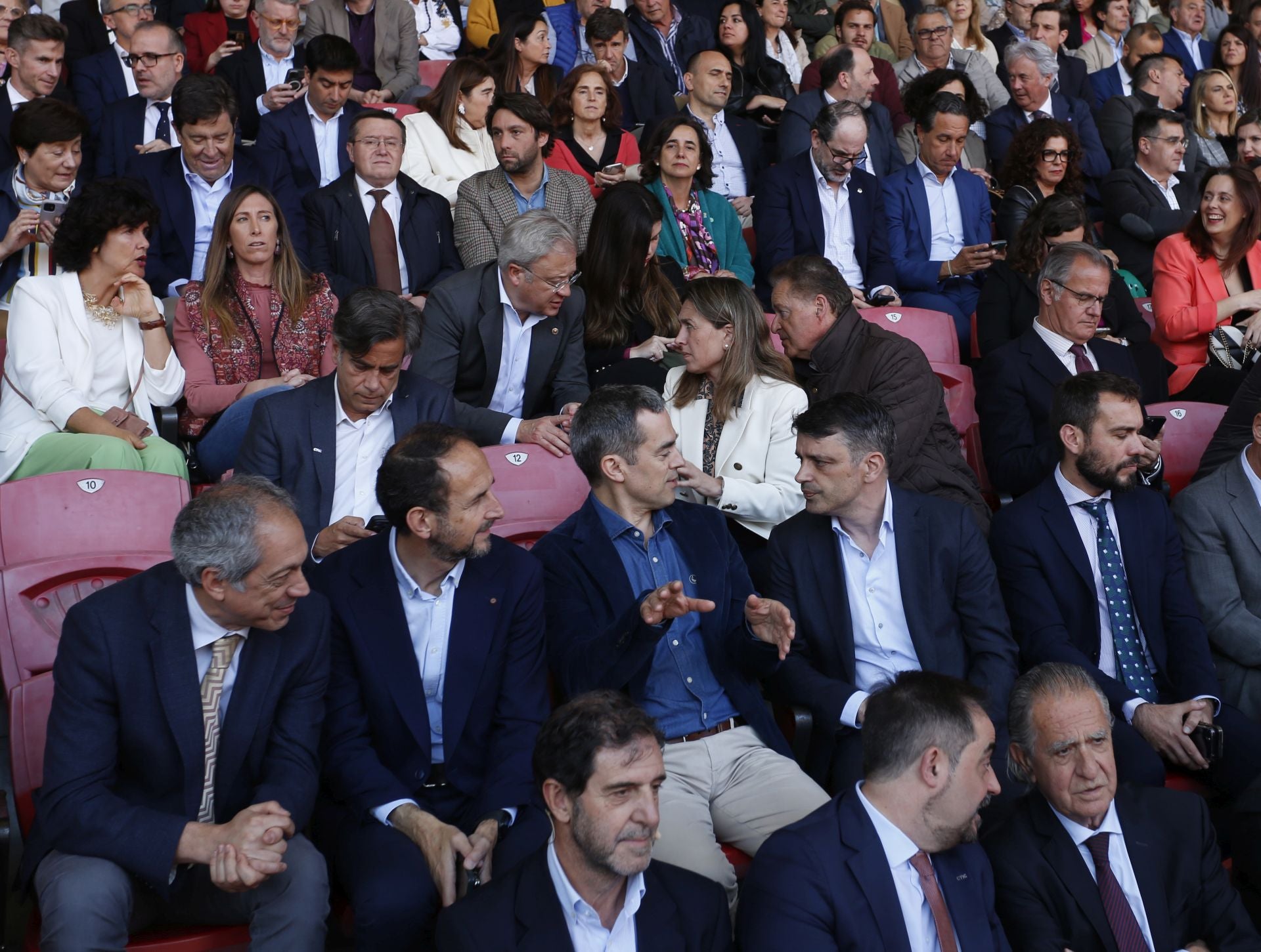 Los V Premios Industria 4.0 en las gradas de la tribuna oeste de El Molinón