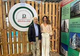 Silvino Álvarez Cabeza junto a su hija Paloma Álvarez.