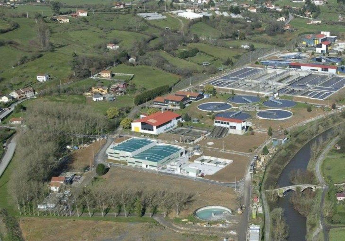 La EDAR de Villaperi, la primera del país con una red de arterías de 64 kilómetros
