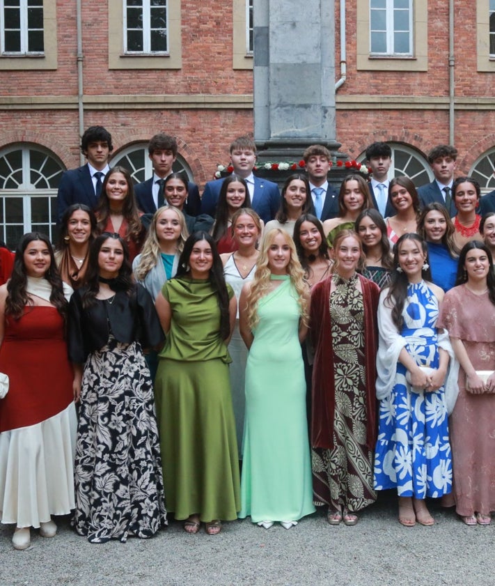 Imagen secundaria 2 - Colegio de la Inmaculada de Gijón: 92 alumnos graduados