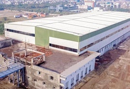 Una de las factorías que tiene el Grupo Haldiram.