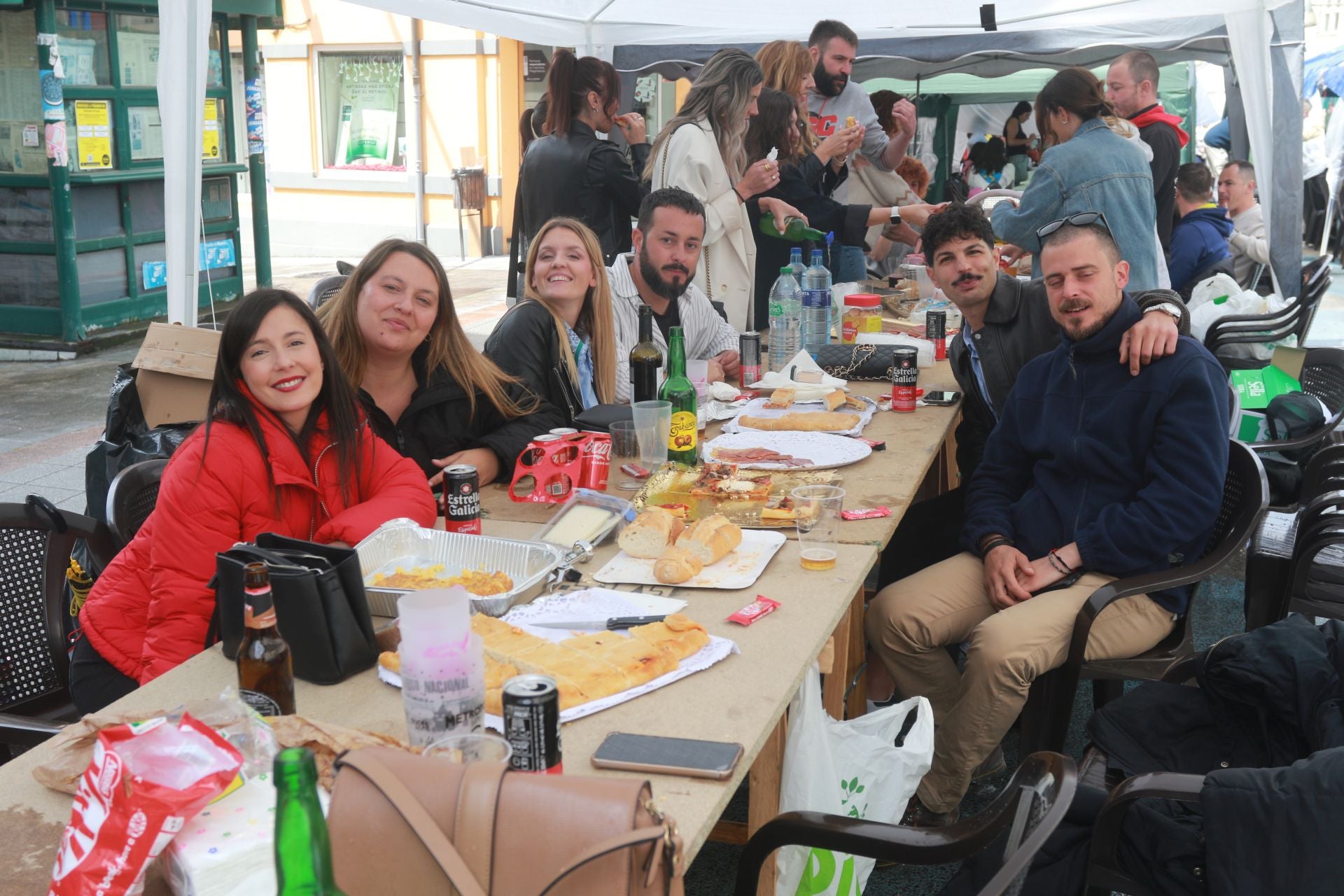 Comida en la calle en Pola de Laviana