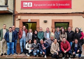 Pedro Fernández-Raigoso recibió el apoyo unánime de la Agrupación Socialista de Sobrescobio para renovar el cargo como secretario general, el pasado viernes.
