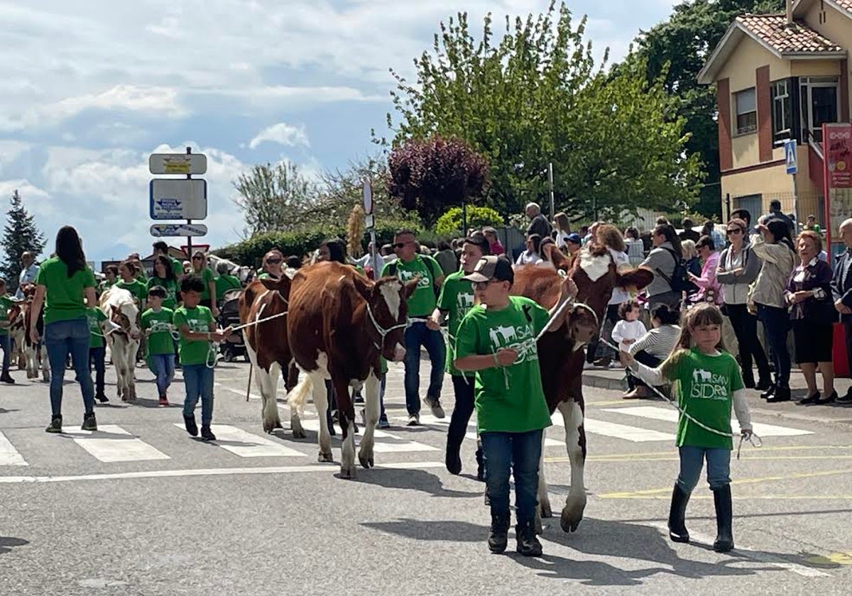 Llanera se reivindica como la «gran feria ganadera del norte de España»