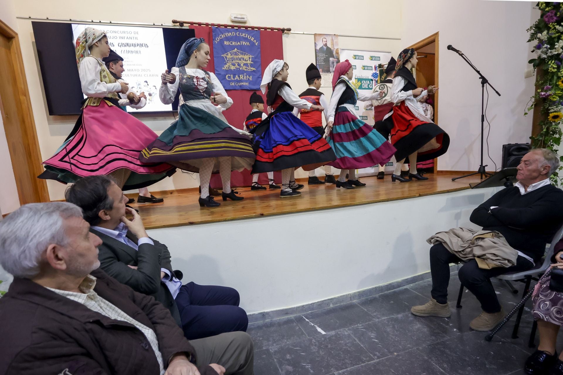 Comienza el Festival de les llampares de Quintes y Quintueles
