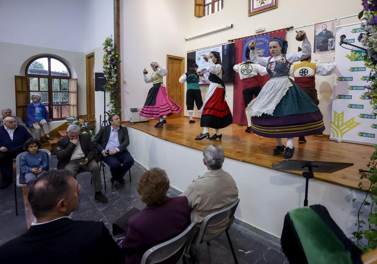Comienza el Festival de les llampares de Quintes y Quintueles