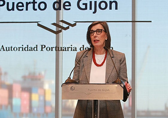Nieves Roqueñí, en su toma de posesión en la Autoridad Portuaria de Gijón.