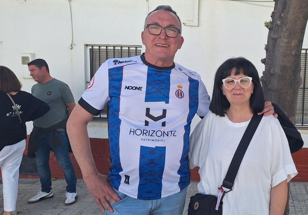 La afición del Real Avilés estuvo en Lebrija