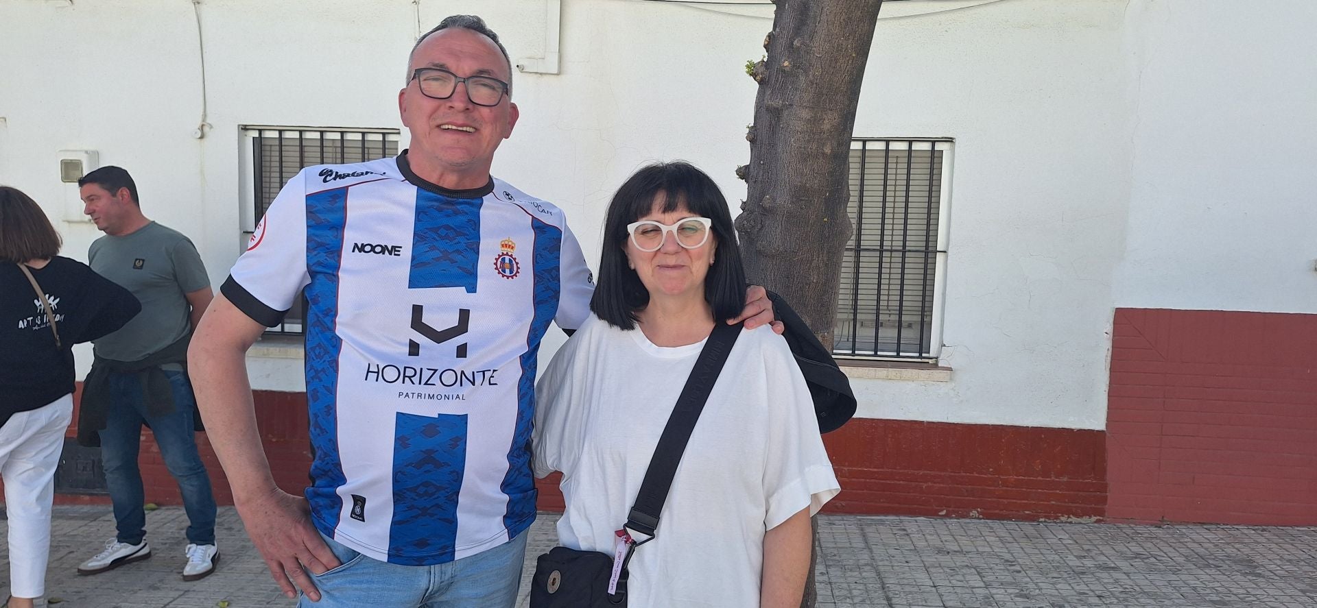 La afición del Real Avilés estuvo en Lebrija