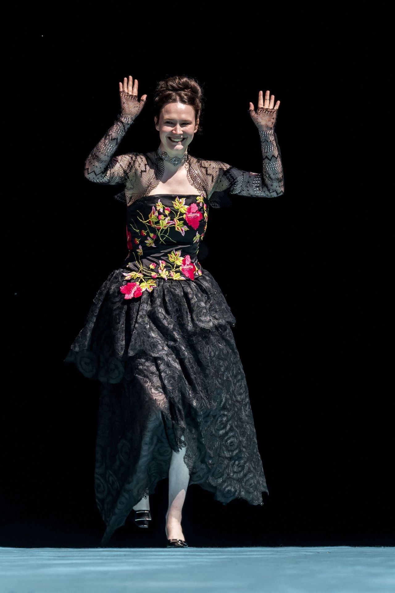 Fotos: Melody y el resto de participantes en Eurovisión 2025, en la alfombra turquesa del festival