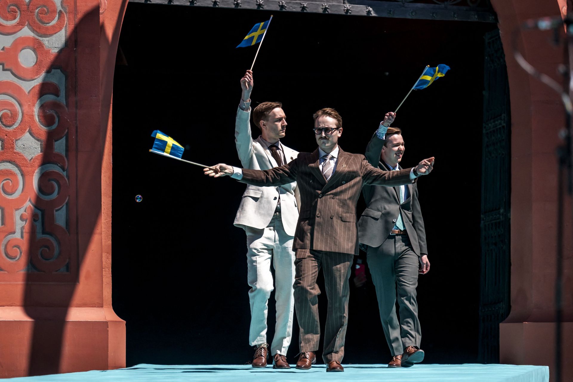 Fotos: Melody y el resto de participantes en Eurovisión 2025, en la alfombra turquesa del festival