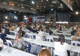 Oposiciones al Ayuntamiento de Oviedo en el recinto ferial Luis Adaro de Gijón.