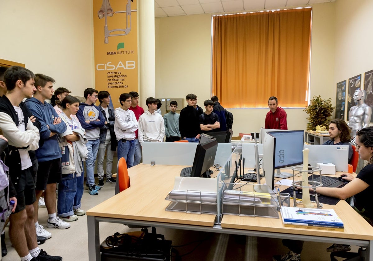 La Universidad de Oviedo abre las puertas a sus futuros alumnos