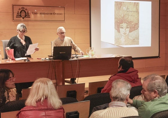 Mercedes de Soignie y Alvaro Muñiz en el Aula de Cultura.