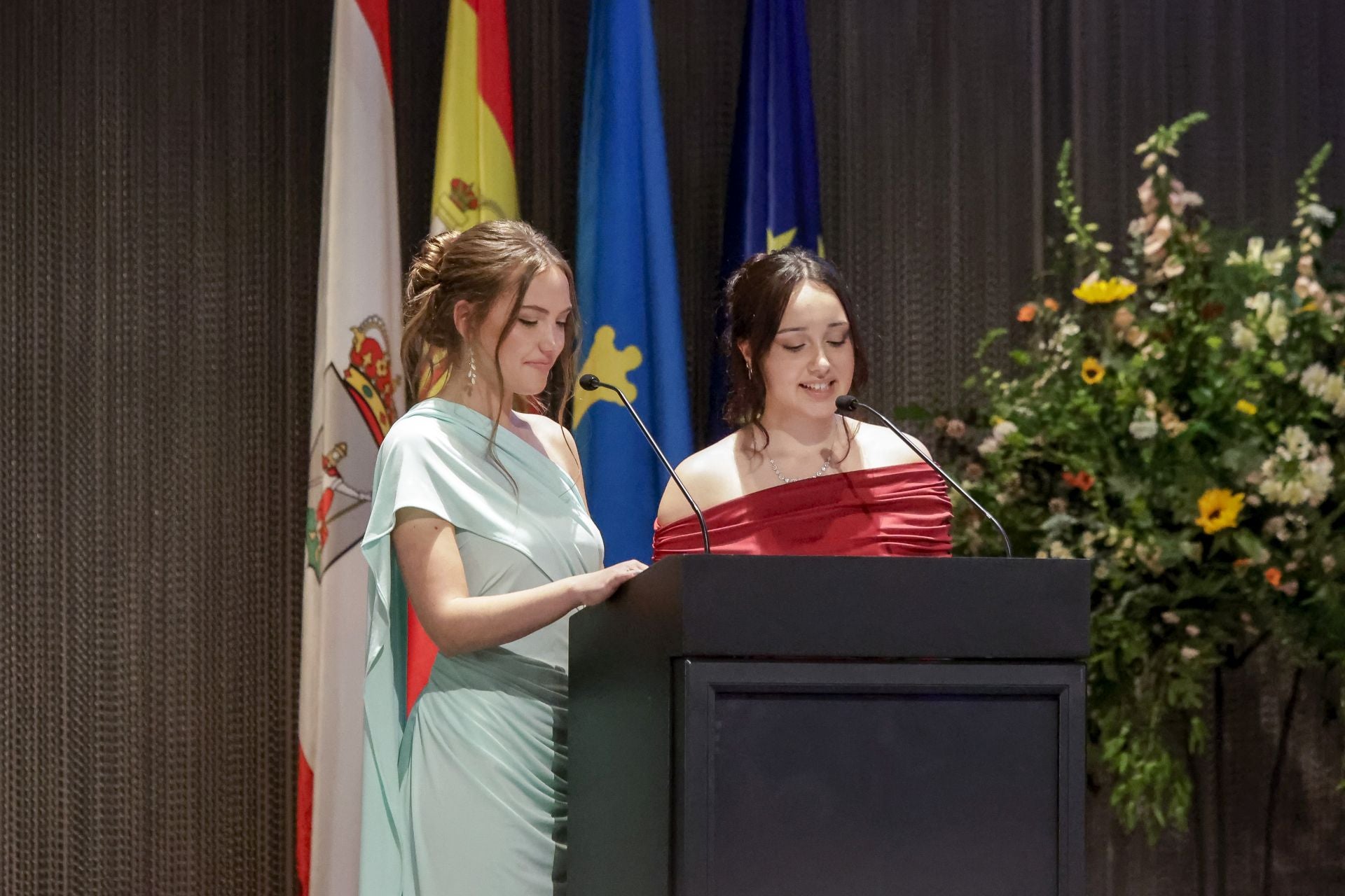130 alumnos del IES Calderón se gradúan, y 8 con matrícula de honor