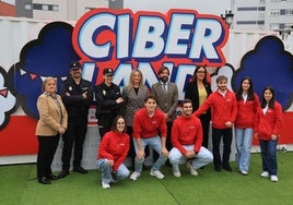 La exposición interactiva Ciberland busca educar sobre los riesgos digitales y fomentar un uso seguro y responsable de internet.
