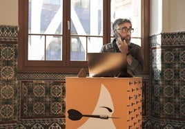 La foto en la sede del FICX con la que sus compañeros despiden a Fran Gayo.
