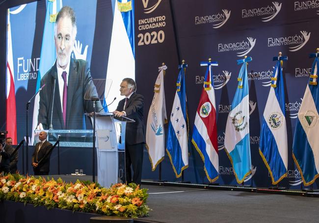 Dionisio Gutiérrez en la apertura del Encuentro Ciudadano 2020