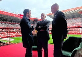 José Riestra, Javier Tebas y David Guerra, al inicio del acto.
