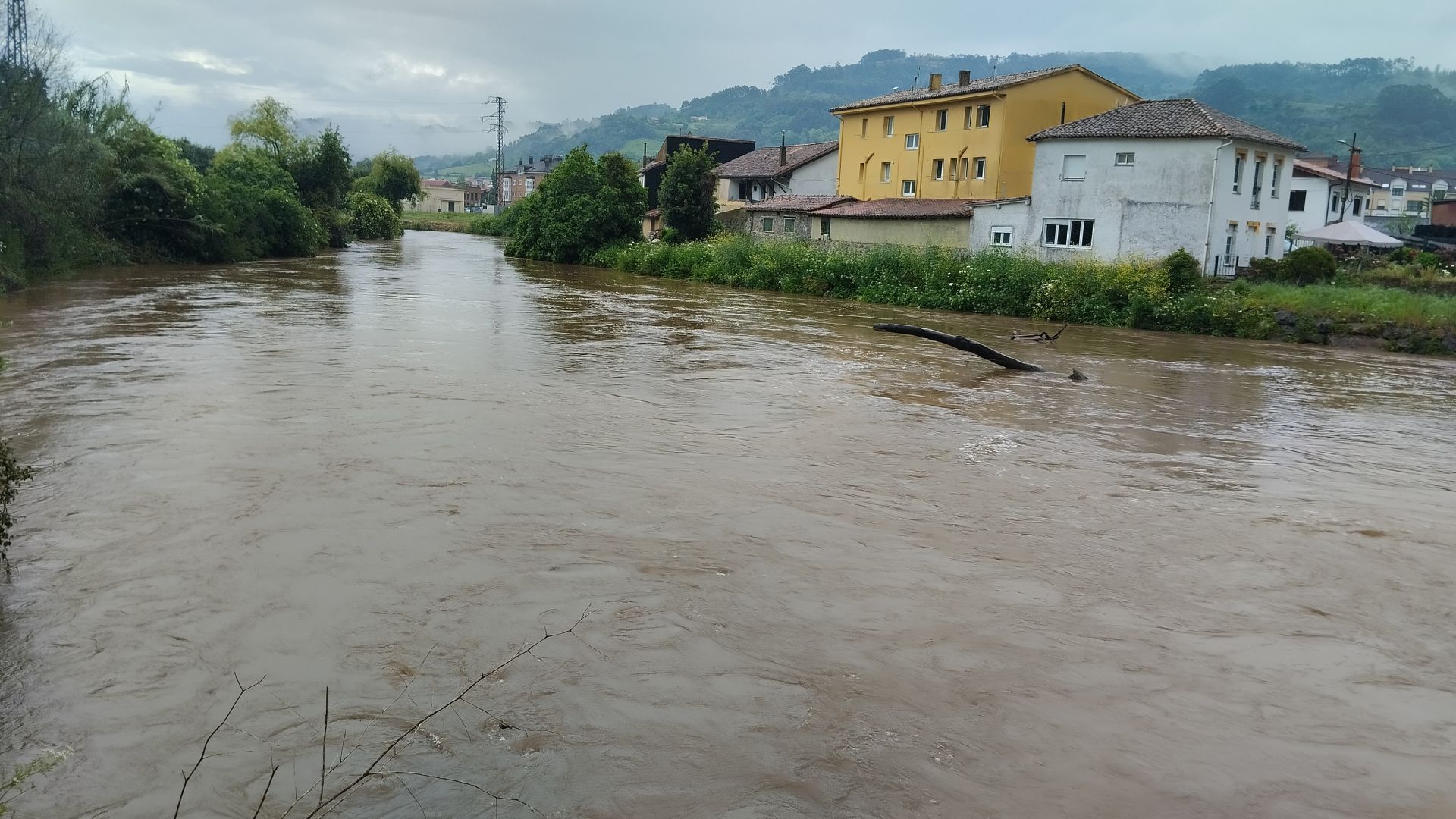 Los estragos de la intensa lluvia caída en Asturias
