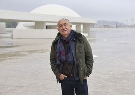 El secretario general de UGT, Pepe Álvarez, en el Centro Niemeyer de Avilés.