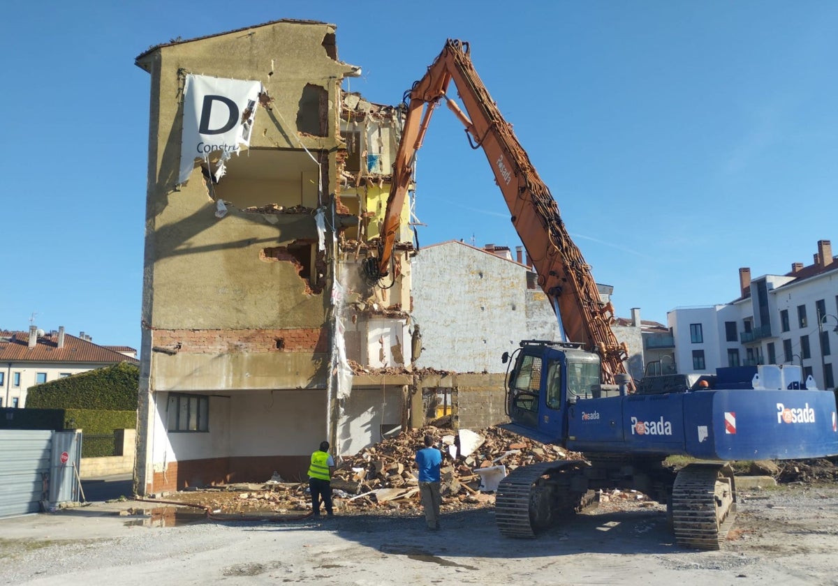 Villaviciosa amplia hasta las 160 plazas el aparcamiento de La Oliva